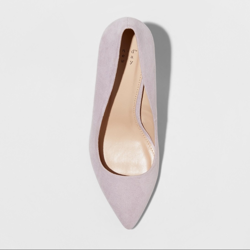 Women’s Gemma Lavender Heeled Pointed Toe Pump NWT - Picture 3 of 3